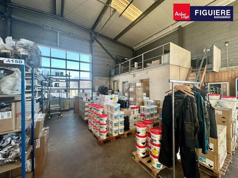 Local d’activités dans Aix-en-Provence à louer - Photo de l’immeuble – Image 3 sur 11