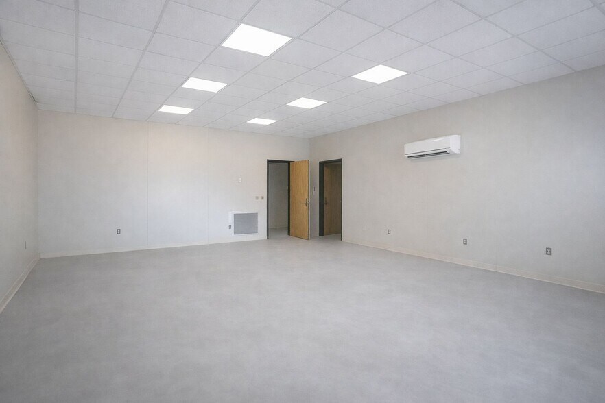 1701 E 1st St, Chandler, OK à louer - Photo de l’immeuble – Image 3 sur 6