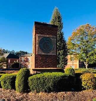 Plus de détails pour 4080 McGinnis Ferry Rd, Alpharetta, GA - Bureau à vendre