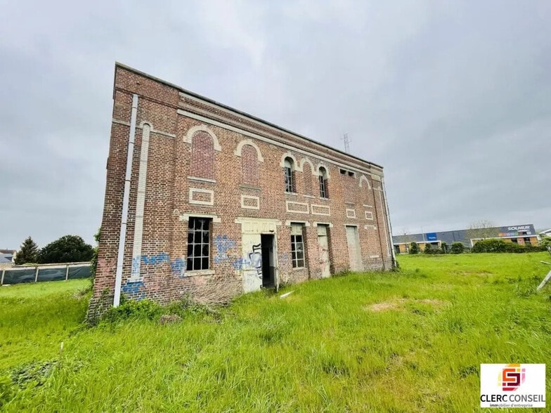 Bureau dans Caudebec-lès-Elbeuf à vendre - Photo de l’immeuble – Image 2 sur 6
