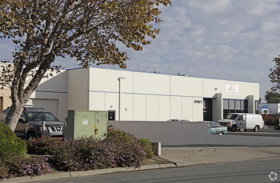 3401 Enterprise Ave, Hayward, CA à louer - Photo de l’immeuble – Image 2 sur 3