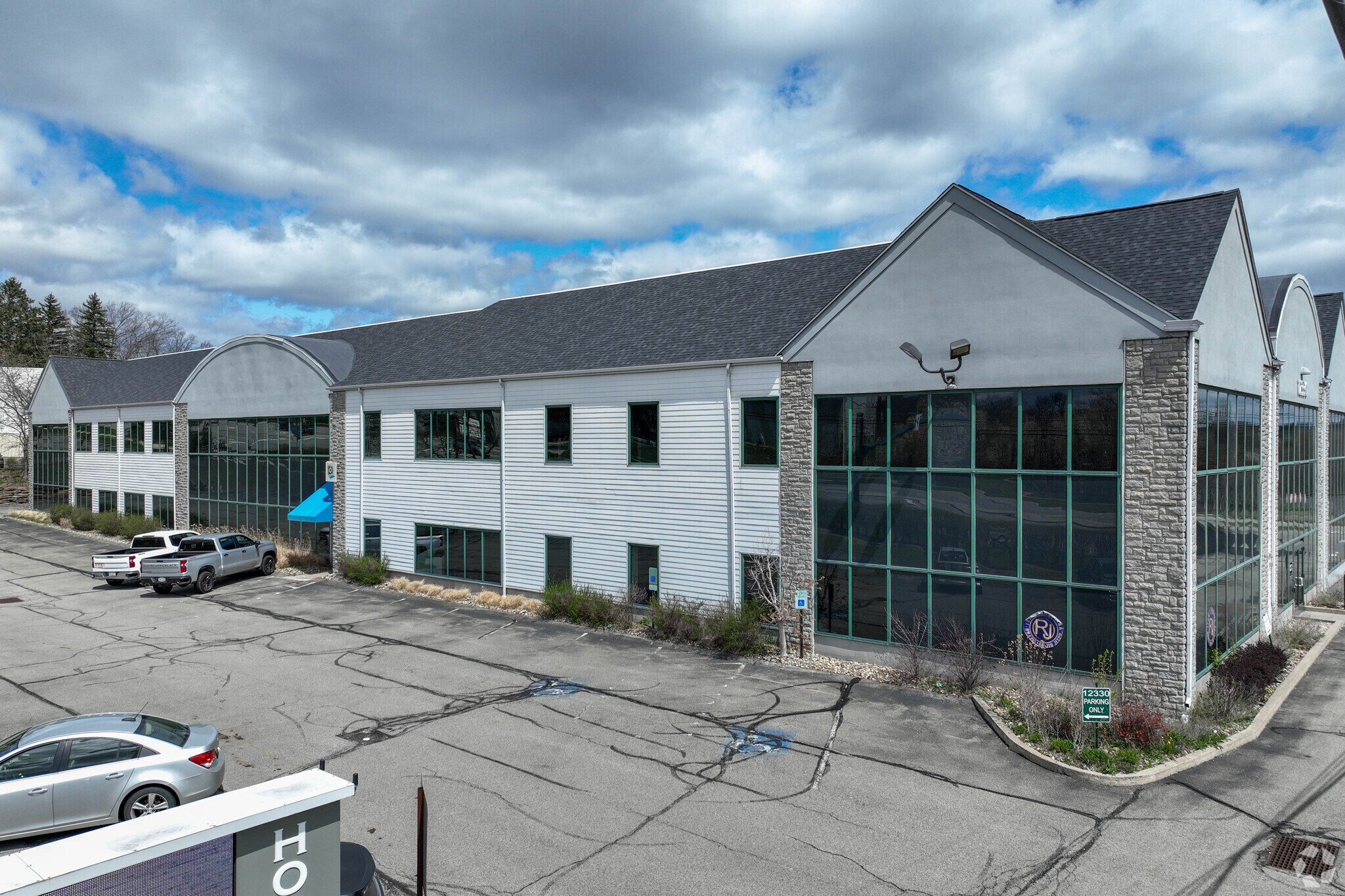 12330 Perry Hwy, Wexford, PA à vendre Photo principale– Image 1 sur 18