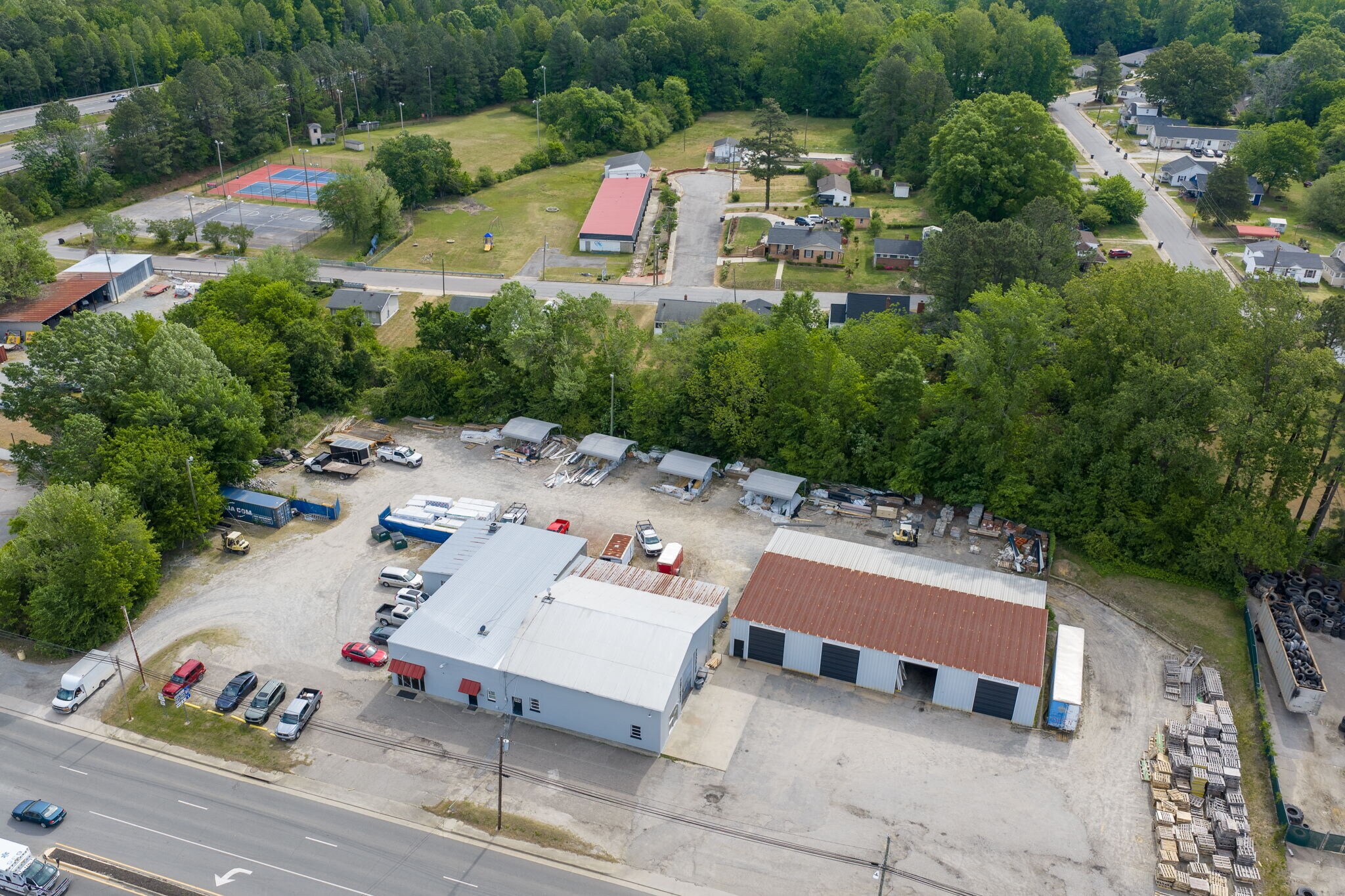 728 N Main St, Emporia, VA à vendre Photo de l’immeuble– Image 1 sur 57
