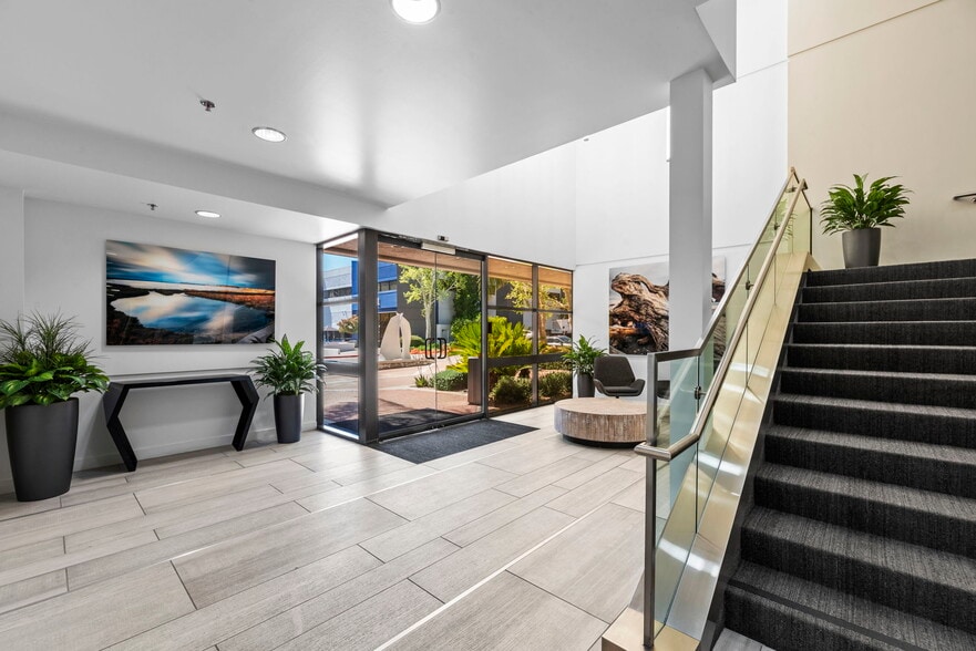 26635-26637 W Agoura Rd, Calabasas, CA à louer - Photo intérieure – Image 2 sur 13