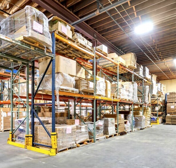 1101-1107 W Elizabeth Ave, Linden, NJ à vendre - Photo intérieure – Image 3 sur 12