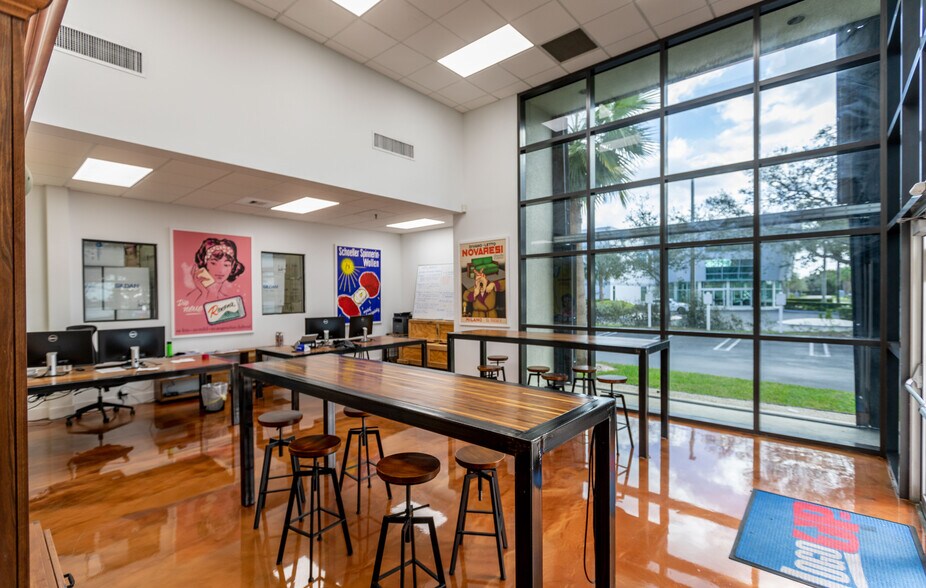 3001 Center Port Cir, Pompano Beach, FL à louer - Photo intérieure – Image 3 sur 6