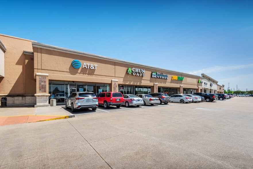 12430-12434 Tomball Pky, Houston, TX à louer - Photo de l’immeuble – Image 2 sur 5