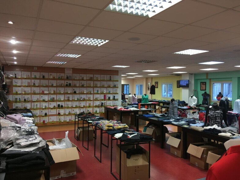 Local d'activités dans Choisy-le-Roi à vendre - Photo de l’immeuble – Image 1 sur 6
