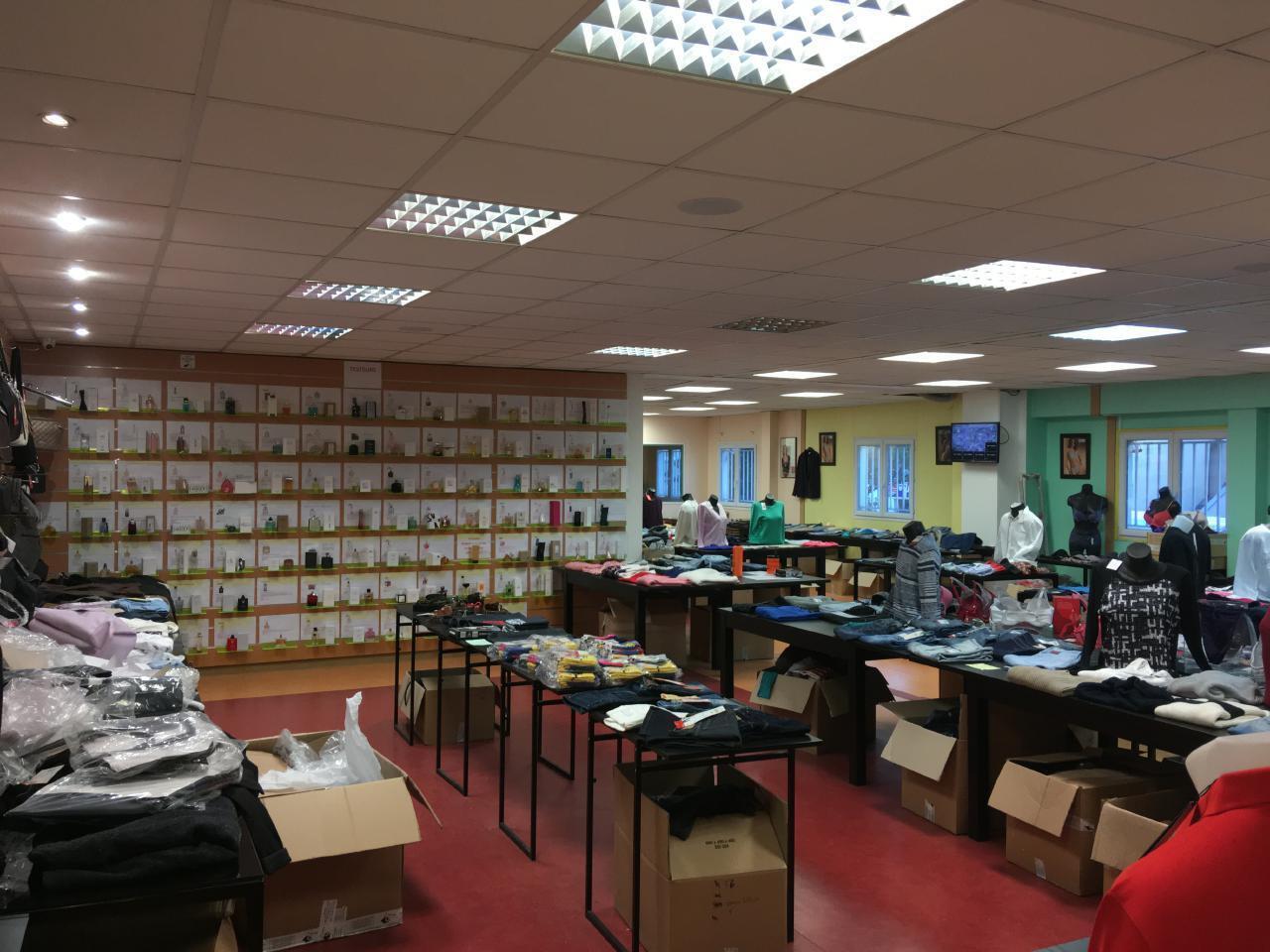 Local d'activités dans Choisy-le-Roi à vendre Photo de l’immeuble– Image 1 sur 7