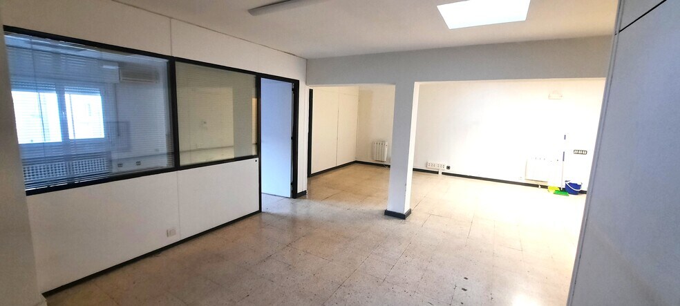 Paseo de la Castellana, Madrid, Madrid à vendre - Photo de l’immeuble – Image 3 sur 7