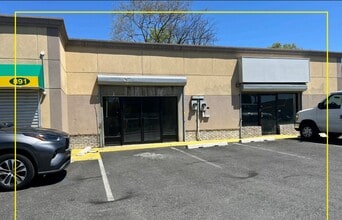 891-899 Clinton Ave, Irvington, NJ à louer Photo de l’immeuble– Image 1 sur 5