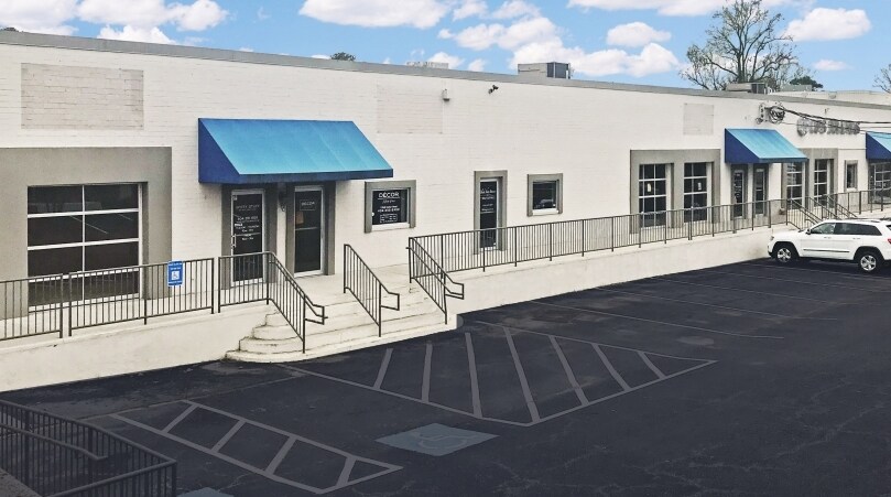 1358-1362 Collier Rd NW, Atlanta, GA à louer - Photo de l’immeuble – Image 1 sur 4