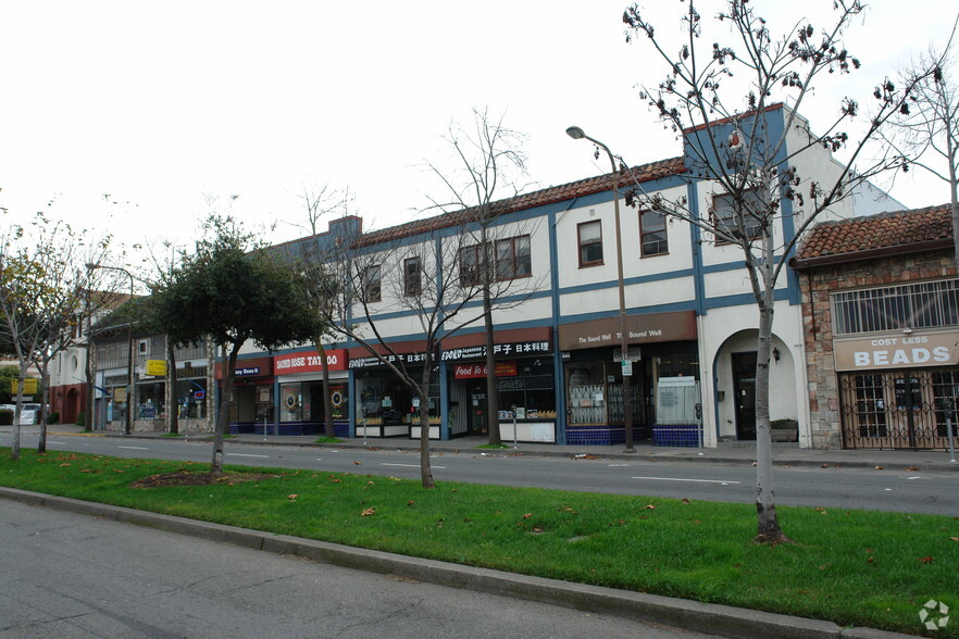 1716-1732 University Ave, Berkeley, CA à louer - Photo de l’immeuble – Image 3 sur 50