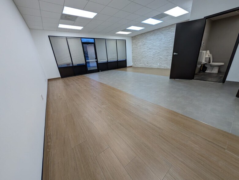 200 Valley Dr, Brisbane, CA à louer - Photo de l’immeuble – Image 3 sur 13