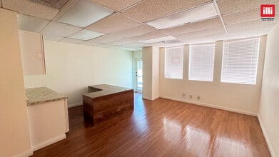 19811 Colima Rd, Walnut, CA à vendre Photo intérieure– Image 2 sur 2