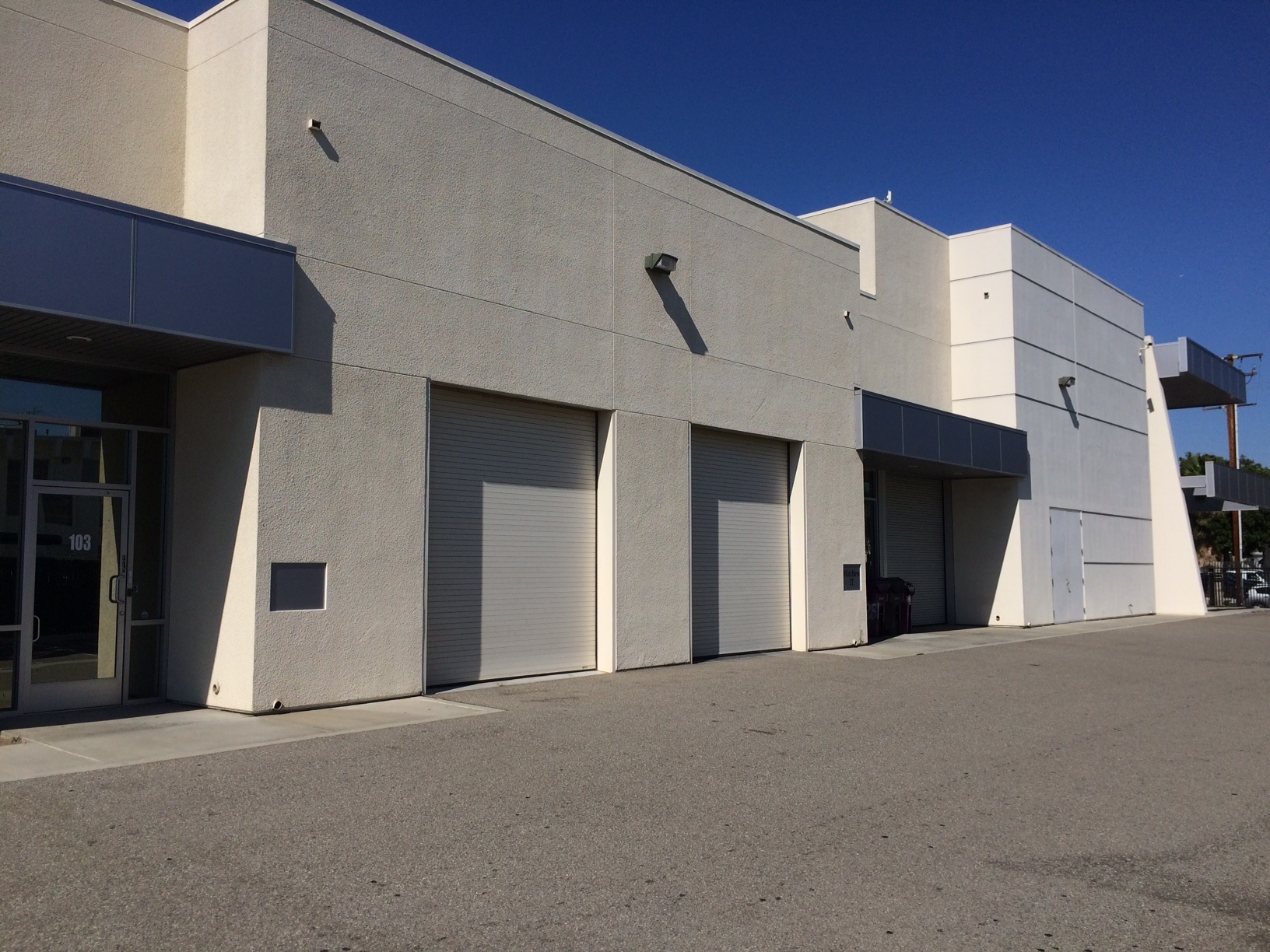 5881 Obispo Ave, Long Beach, CA à louer Photo intérieure– Image 1 sur 4