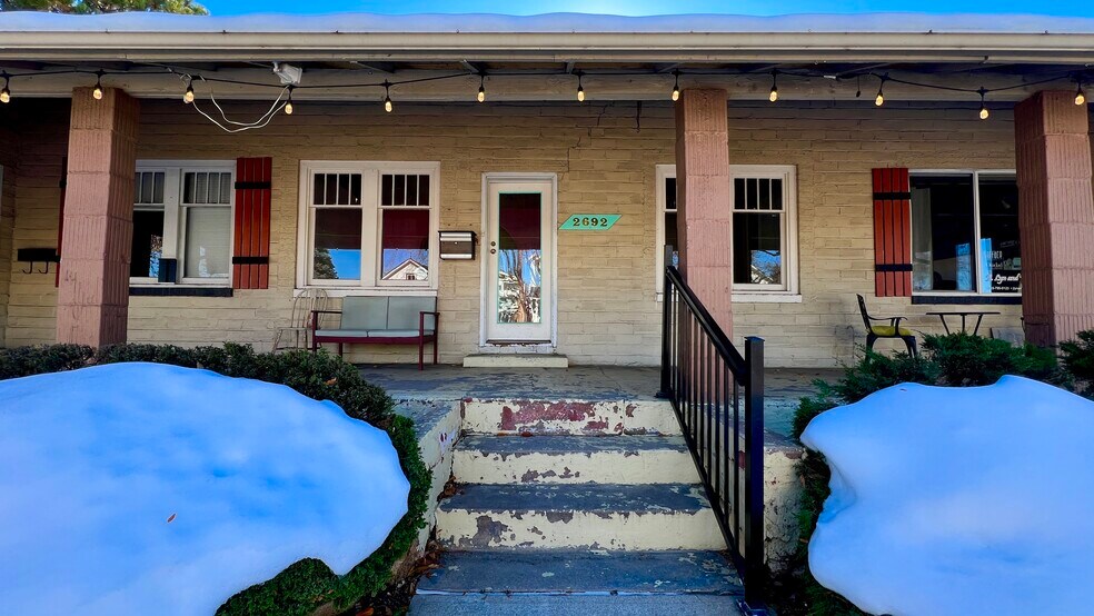 2686 W Alamo Ave, Littleton, CO à louer - Photo de l’immeuble – Image 2 sur 13