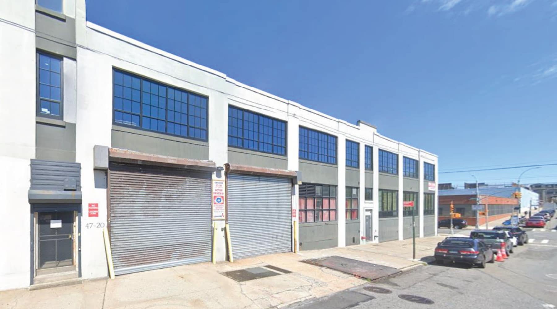 33-00 47th Ave, Long Island City, NY à louer Photo de l’immeuble– Image 1 sur 3