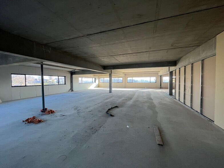 Bureau dans Quimper à louer - Photo de l’immeuble – Image 1 sur 4