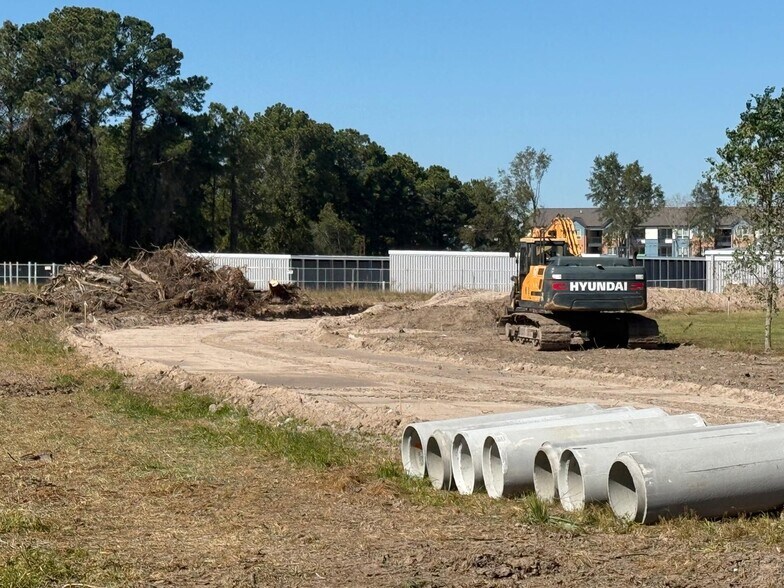 11731 C E King Parkway, Houston, TX à vendre - Photo de l’immeuble – Image 3 sur 4