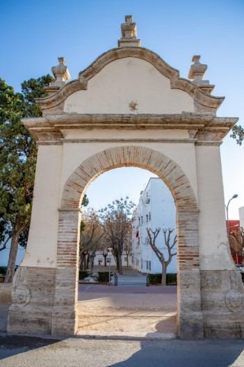 Terrain dans Benetússer, Valencia à vendre - Photo de l’immeuble – Image 2 sur 5