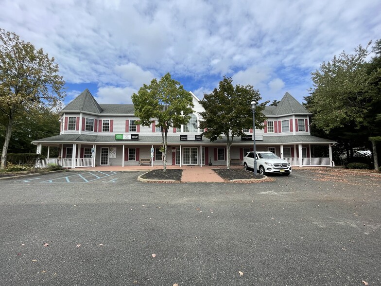 364 N Main St, Manahawkin, NJ à louer - Photo principale – Image 1 sur 12