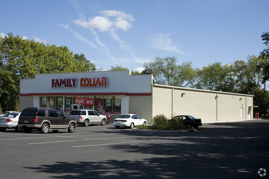 825 N Delsea Dr, Clayton, NJ à vendre - Photo de l’immeuble – Image 3 sur 9