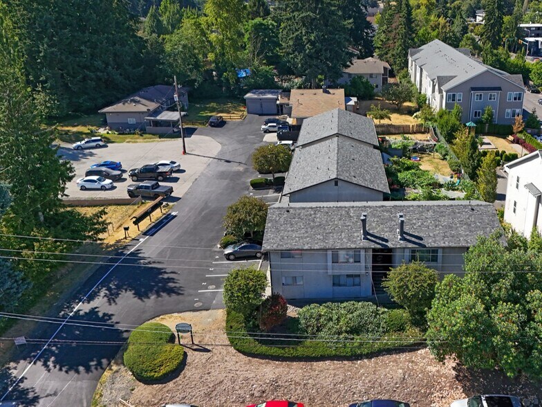1031 SW 122nd St, Seattle, WA à vendre - Photo de l’immeuble – Image 3 sur 33