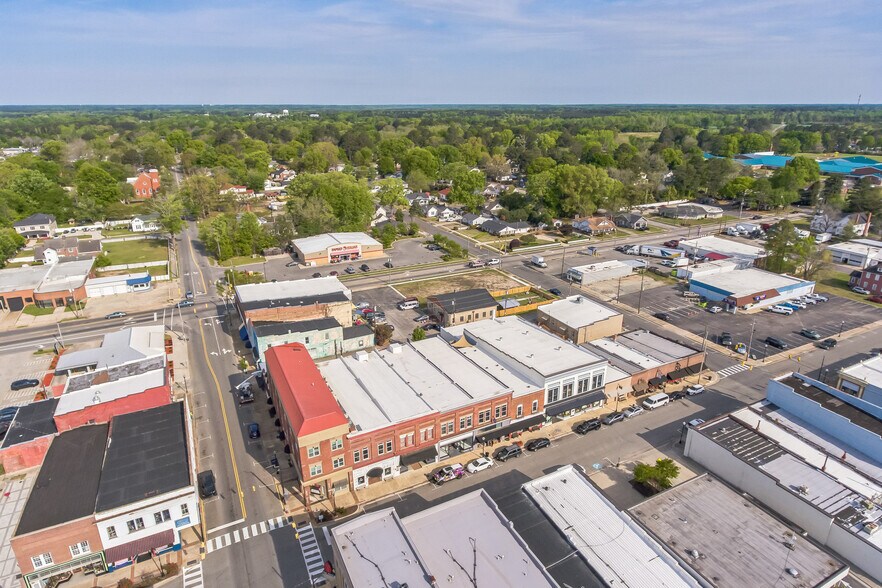 107 N Raiford St, Selma, NC à vendre - Aérien – Image 3 sur 24