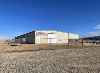 Plus de détails pour 825 Cannonball dr, Big Water, UT - Local d’activités à vendre