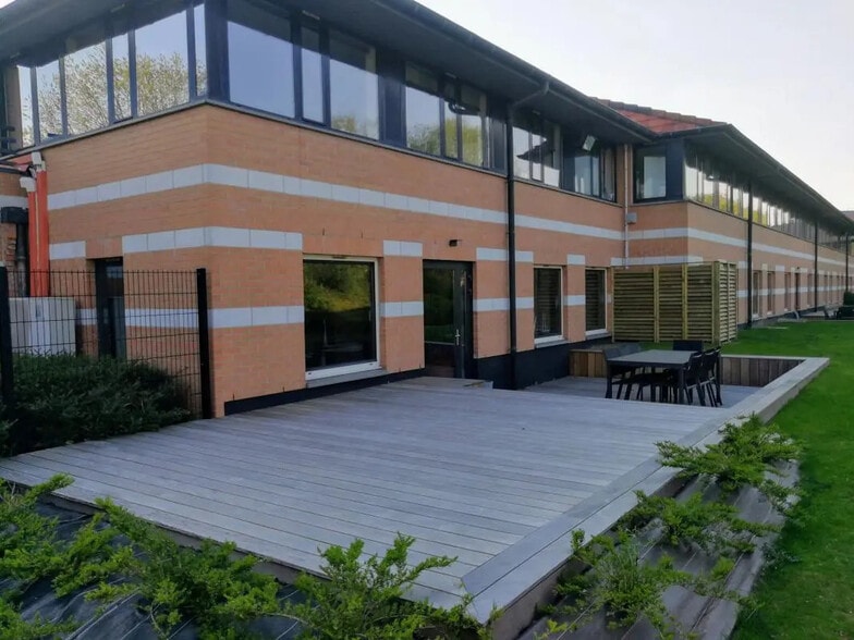 Bureau dans Villeneuve-d'Ascq à vendre - Photo de l’immeuble – Image 2 sur 5