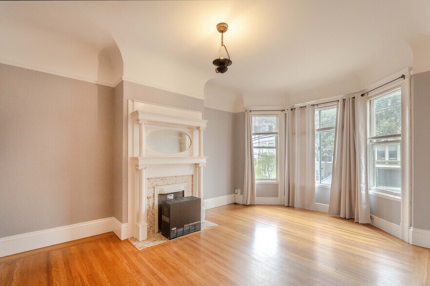1013 Noe St, San Francisco, CA à vendre - Photo de l’immeuble – Image 2 sur 21
