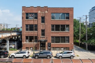 Plus de détails pour 314 W Institute Pl, Chicago, IL - Bureau/Local commercial à louer