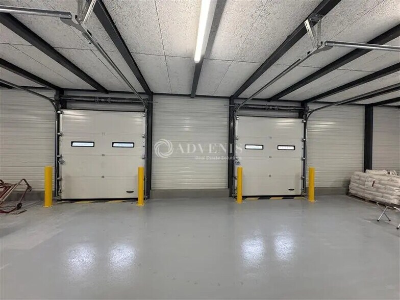 Industriel/Logistique dans Le Blanc-Mesnil à louer - Photo de l’immeuble – Image 3 sur 10