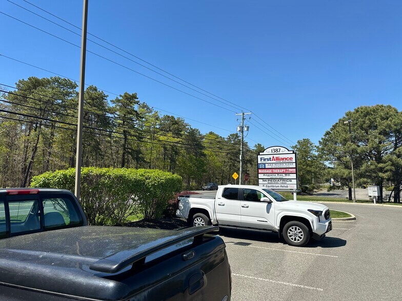 1387 Route 539, Little Egg Harbor, NJ à louer - Photo de l’immeuble – Image 3 sur 16