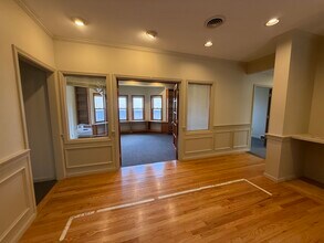 8100-8116 Cazenovia Rd, Manlius, NY à louer Photo de l’immeuble– Image 1 sur 7