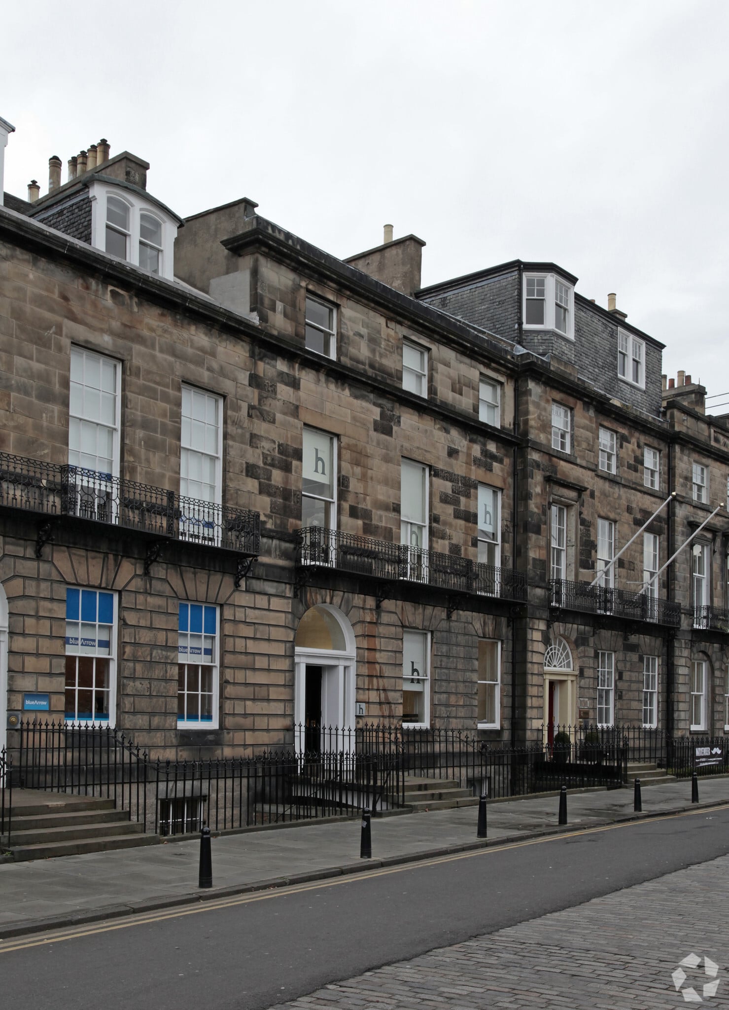 8 Coates Cres, Edinburgh à louer Photo principale– Image 1 sur 3
