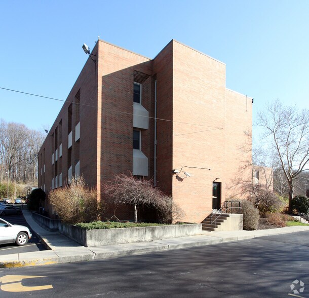 2100 Stella Ct, Columbus, OH à vendre - Photo de l’immeuble – Image 3 sur 3