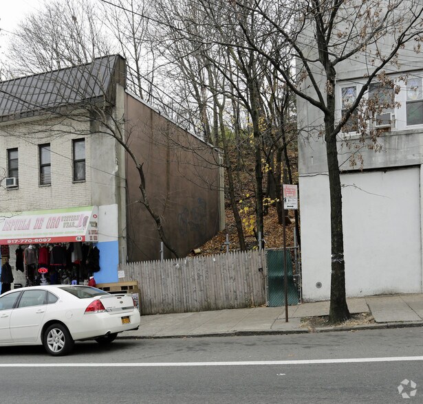 86 Victory Blvd, Staten Island, NY à vendre - Photo de l’immeuble – Image 3 sur 3