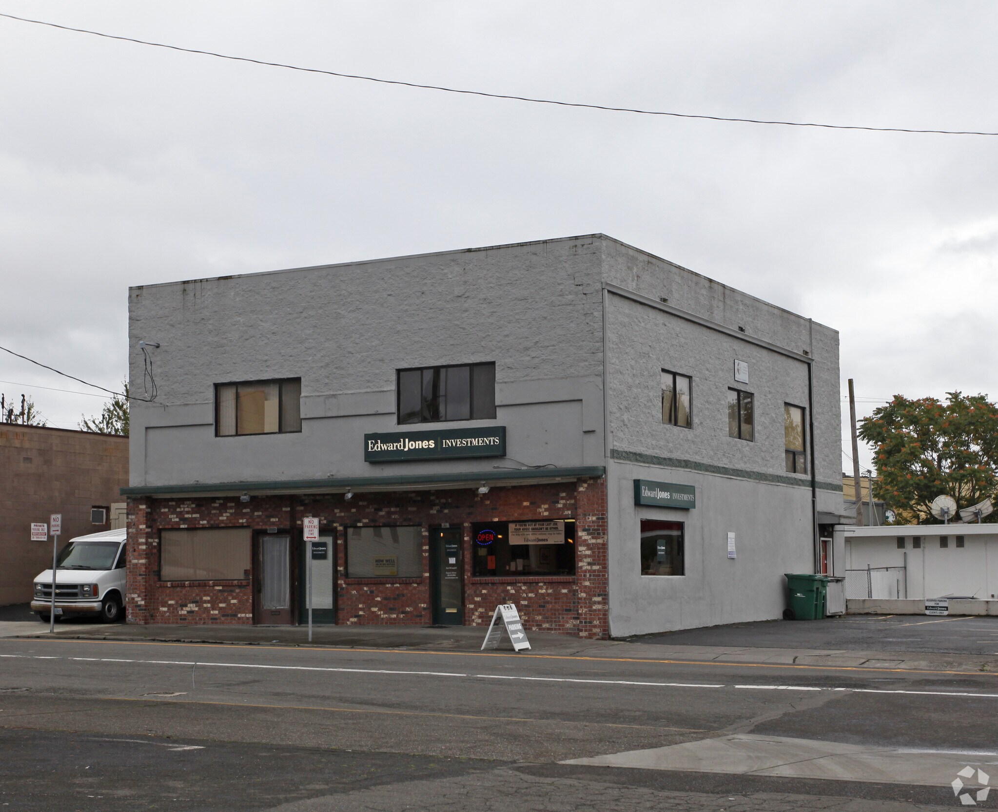1912 SE Monroe St, Portland, OR à louer Photo principale– Image 1 sur 14