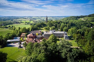 Plus de détails pour Abberley Hall, Abberley - Industriel/Logistique à louer