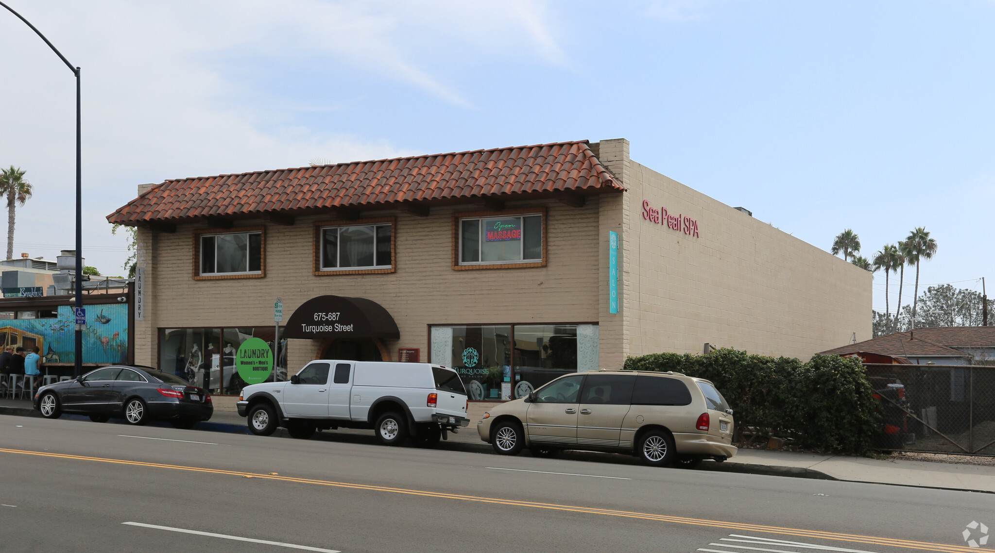 675-687 Turquoise St, La Jolla, CA à louer Photo de l’immeuble– Image 1 sur 8