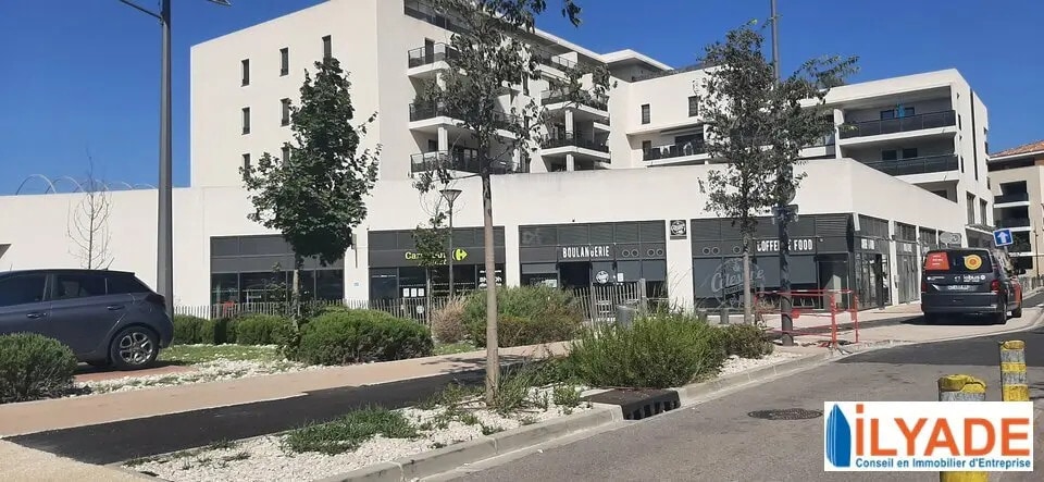 Local commercial dans Aix-en-Provence à louer - Photo de l’immeuble – Image 2 sur 7