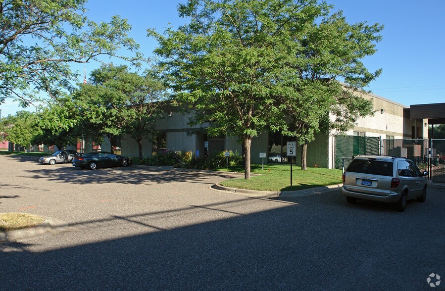 5 Empire Dr, Saint Paul, MN à vendre - Photo principale – Image 1 sur 12