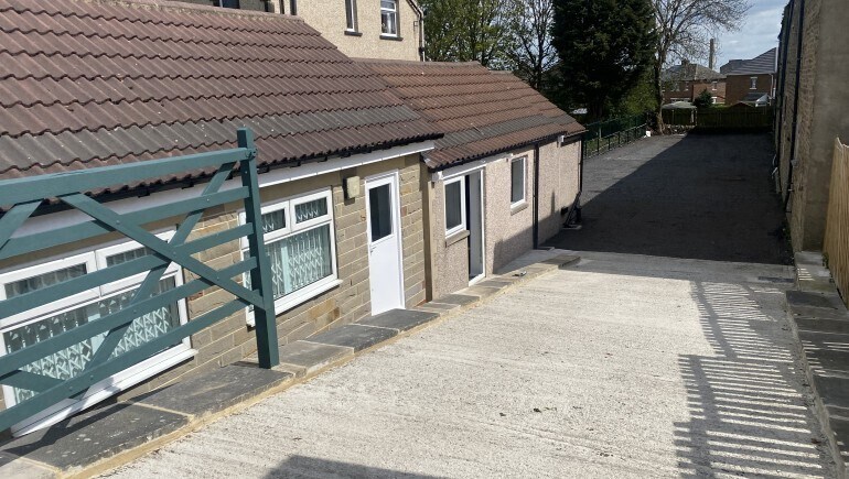 104 Harrogate Rd, Bradford à louer - Photo de l’immeuble – Image 2 sur 2