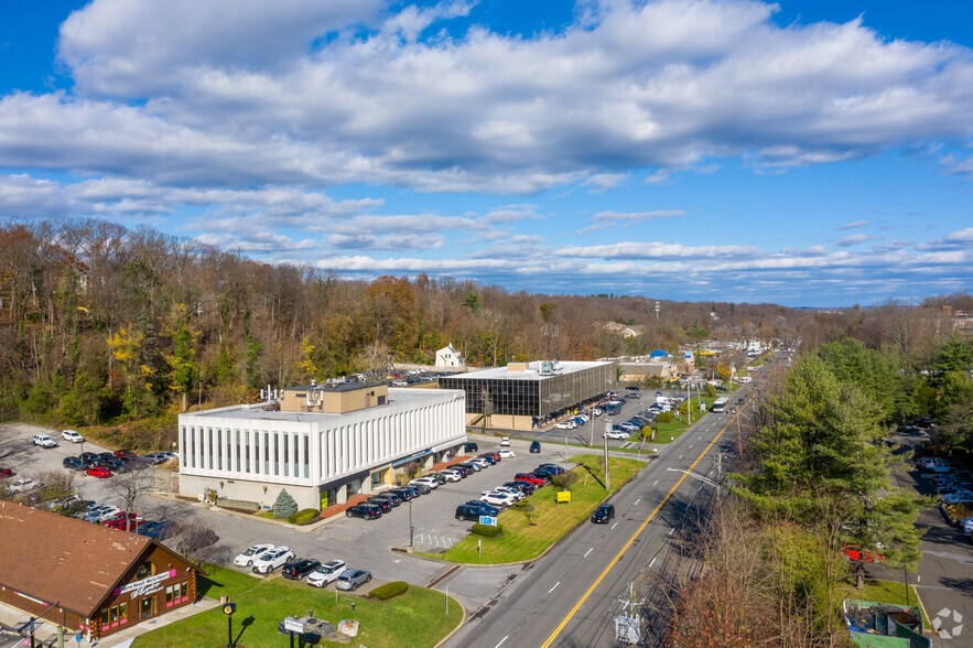 495 Central Park Ave, Scarsdale, NY à louer - Aérien – Image 3 sur 4