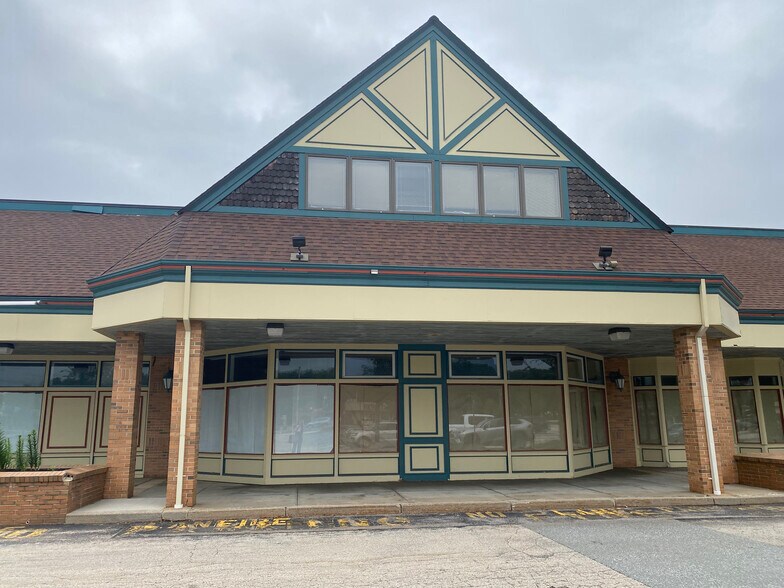5600 Post Rd, East Greenwich, RI à louer - Photo de l’immeuble – Image 2 sur 8