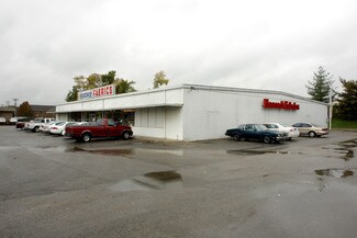 Plus de détails pour 523 E Lewis And Clark Pky, Clarksville, IN - Local commercial à louer