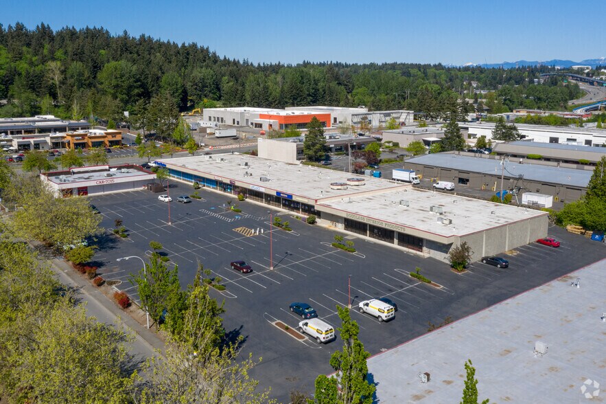 1910 132nd Ave NE, Bellevue, WA à louer - Photo de l’immeuble – Image 3 sur 6