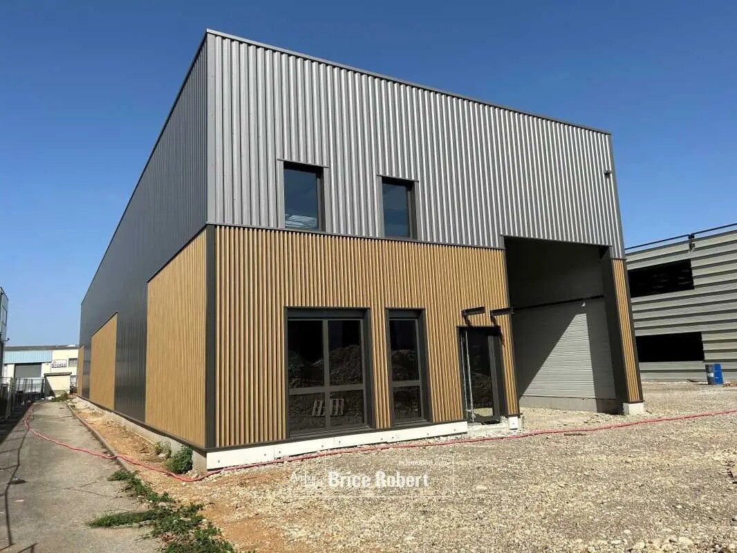 Bureau dans Chassieu à vendre Photo de l’immeuble– Image 1 sur 4